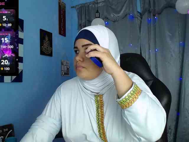 FalakYasin webcam