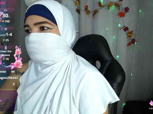 FalakYasin webcam