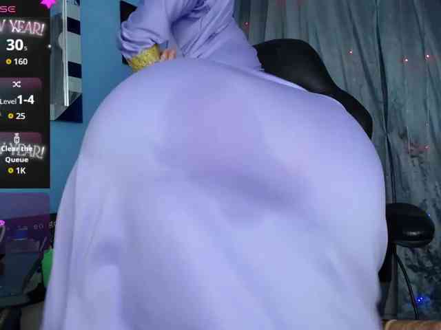 FalakYasin webcam