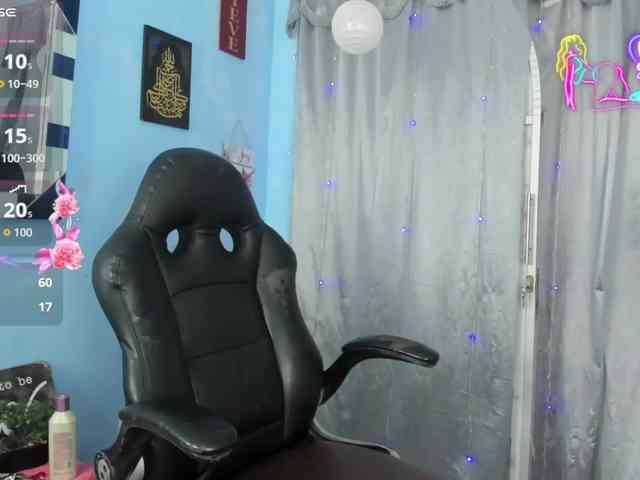 FalakYasin webcam