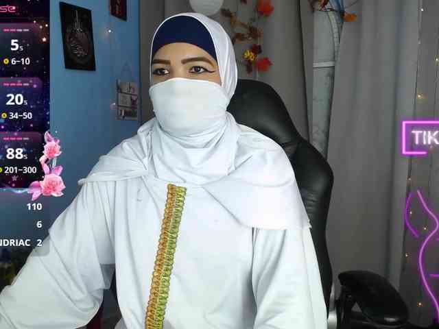FalakYasin webcam