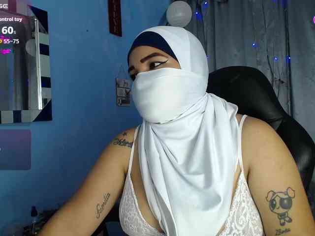 FalakYasin webcam