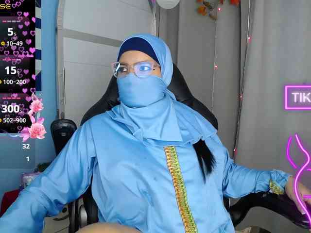 FalakYasin webcam