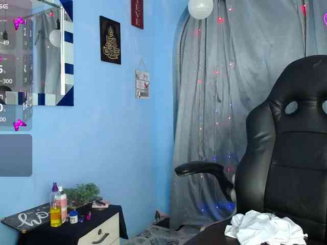FalakYasin webcam
