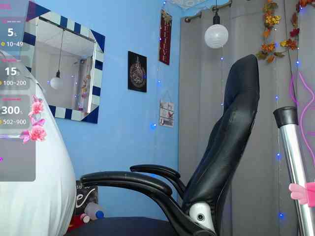 FalakYasin webcam