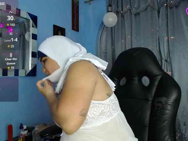 FalakYasin webcam