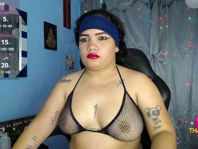 FalakYasin webcam