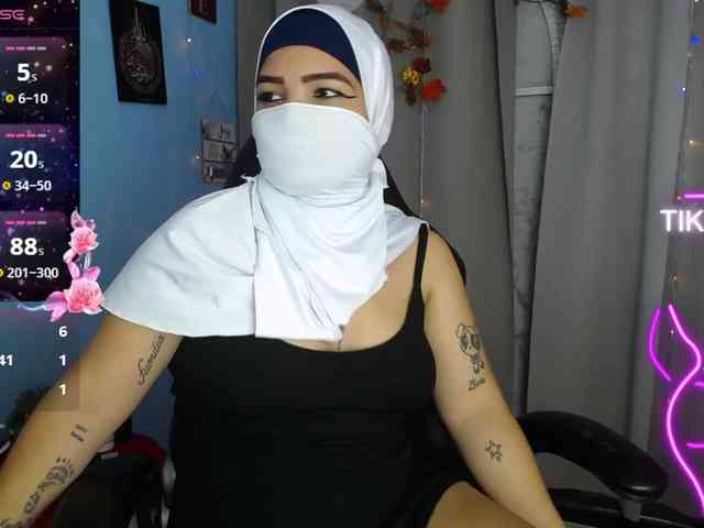 FalakYasin webcam