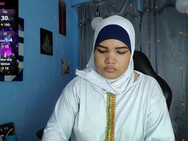FalakYasin webcam