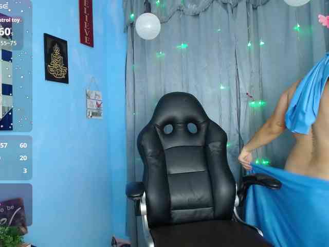 FalakYasin webcam