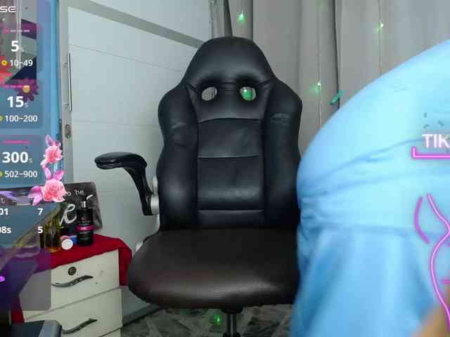 FalakYasin webcam