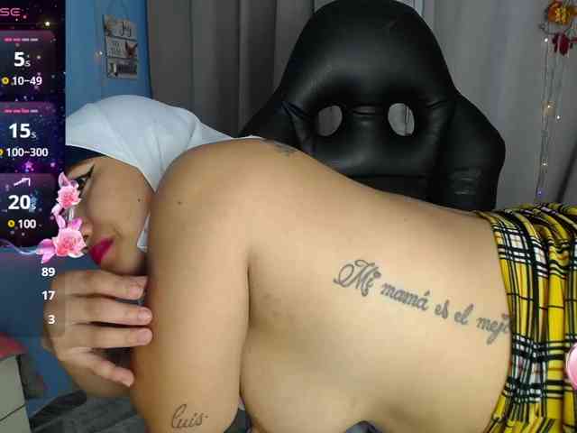 FalakYasin webcam
