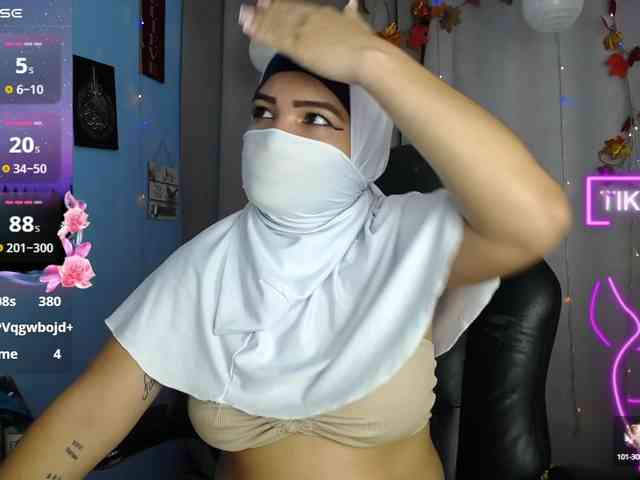 FalakYasin webcam