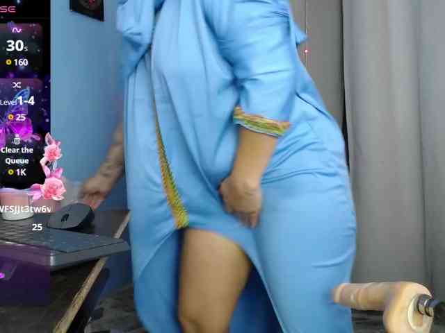 FalakYasin webcam