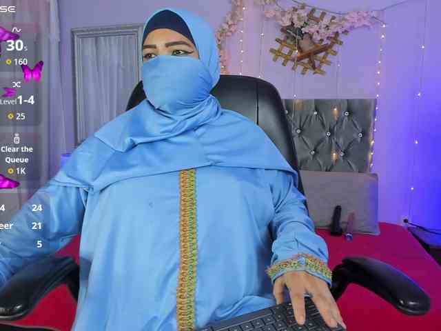 FalakYasin webcam