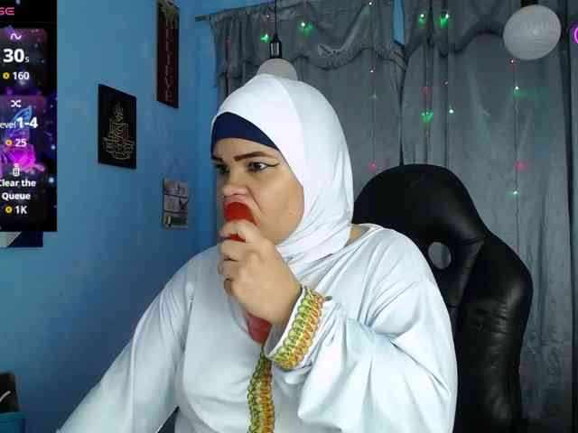 FalakYasin webcam