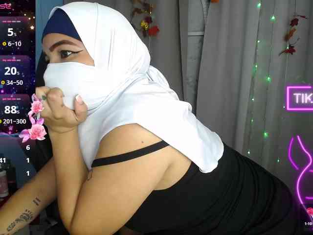 FalakYasin webcam