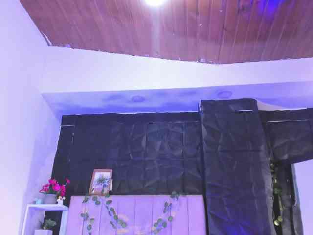 hellenbunnyx Live Webcam on BongaCams