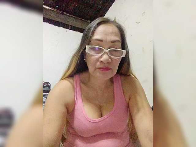 cherrywhite03's BongaCams show and profile