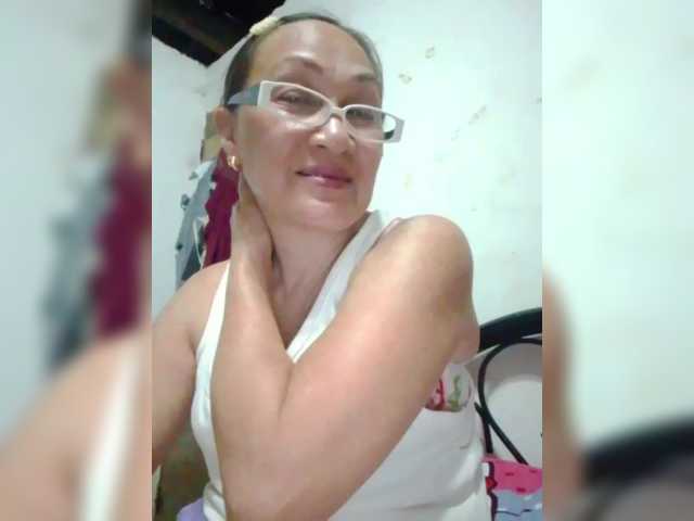 cherrywhite03's BongaCams show and profile