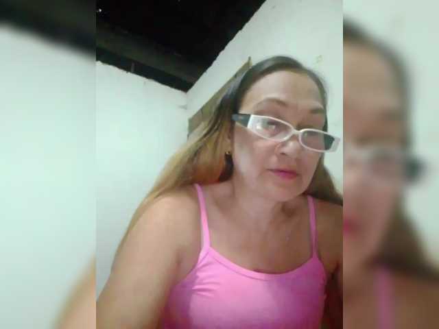 cherrywhite03's BongaCams show and profile