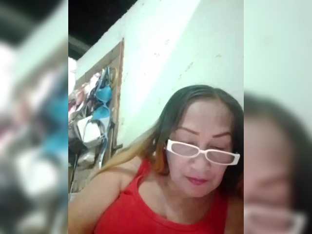 cherrywhite03's BongaCams show and profile