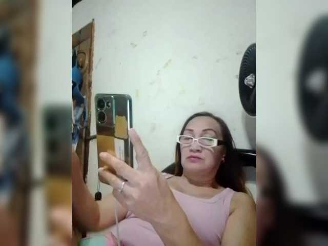 cherrywhite03's BongaCams show and profile