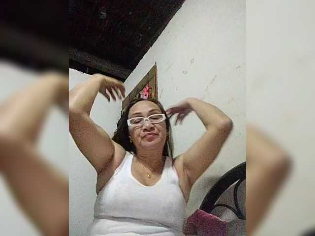 cherrywhite03's BongaCams show and profile