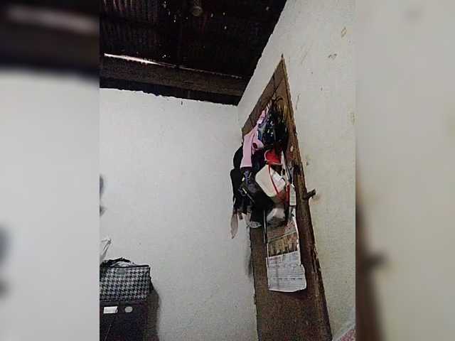 cherrywhite03's BongaCams show and profile