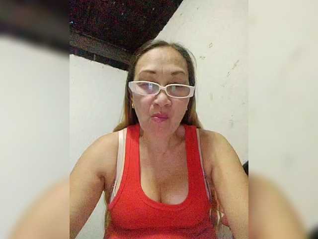 cherrywhite03's BongaCams show and profile