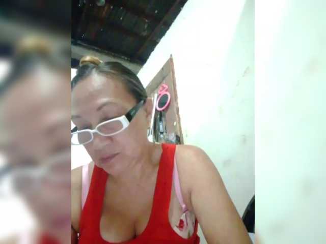 cherrywhite03's BongaCams show and profile