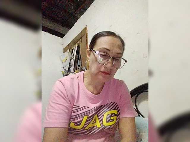 cherrywhite03's BongaCams show and profile