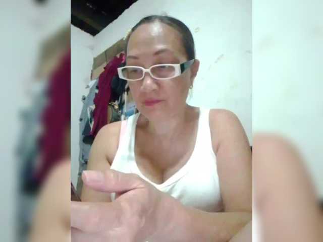 cherrywhite03's BongaCams show and profile