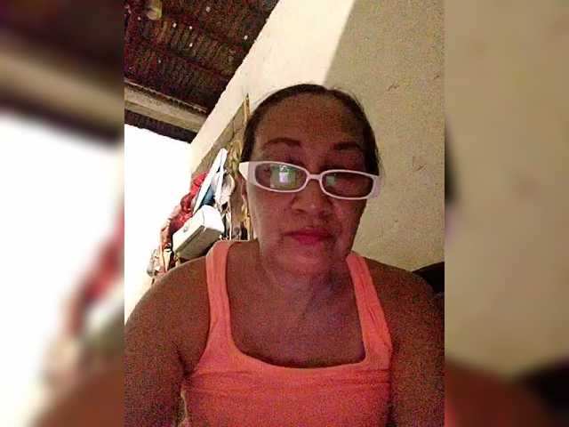 cherrywhite03's BongaCams show and profile