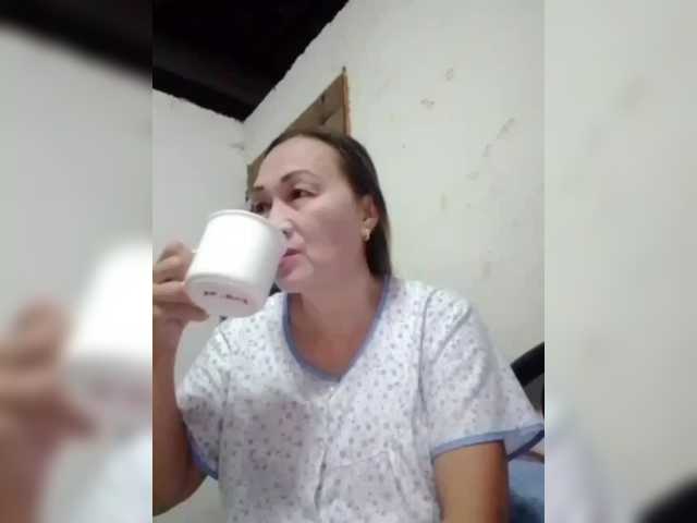 cherrywhite03's BongaCams show and profile