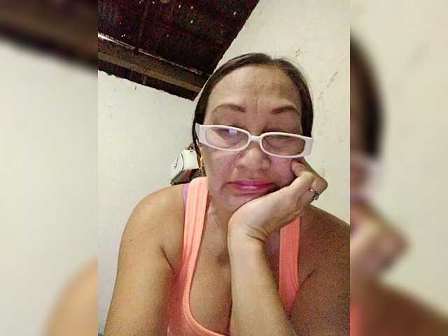 cherrywhite03's BongaCams show and profile