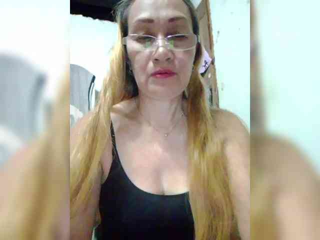 cherrywhite03 webcam