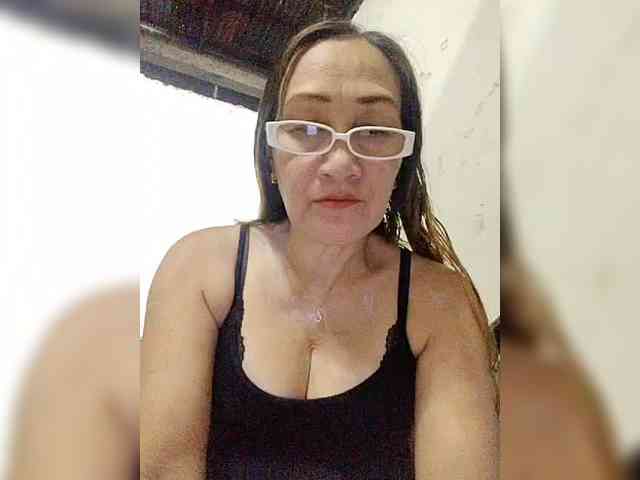 cherrywhite03 webcam