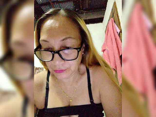 cherrywhite03 webcam