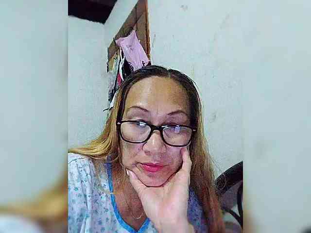 cherrywhite03 webcam