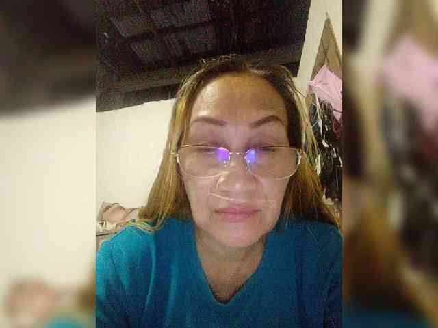 cherrywhite03 webcam