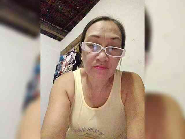 cherrywhite03 webcam