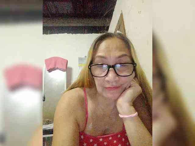 cherrywhite03 webcam