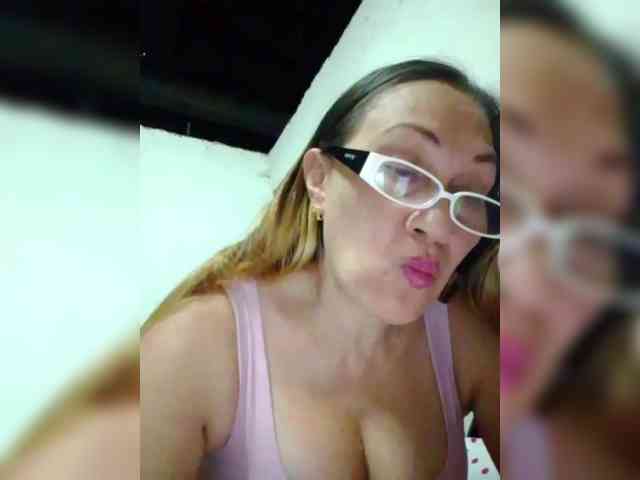 cherrywhite03 cherrywhite03