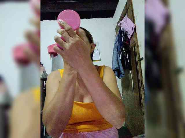 cherrywhite03 webcam