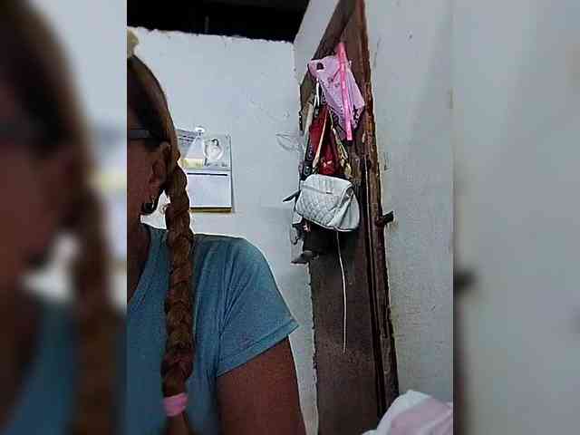 cherrywhite03 webcam