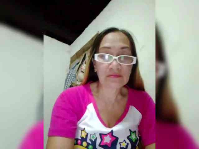 cherrywhite03 webcam