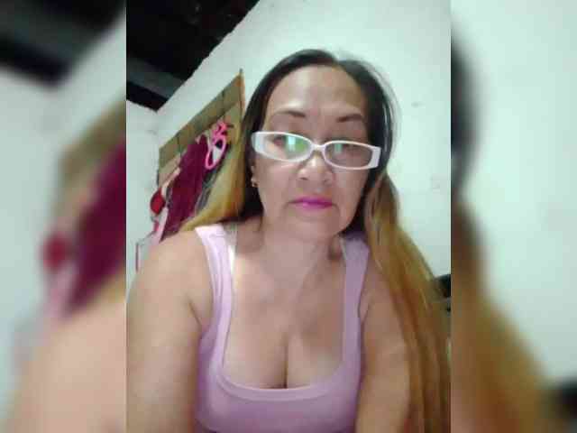 cherrywhite03 webcam