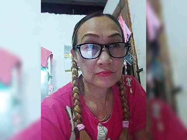 cherrywhite03 webcam