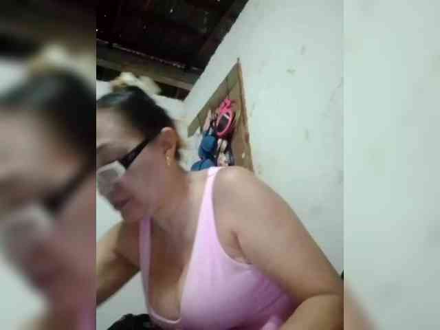 cherrywhite03 webcam